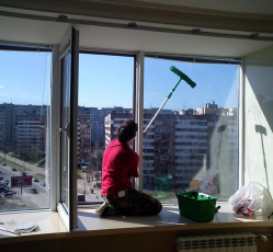 Мытье окон в однокомнатной квартире Кандры